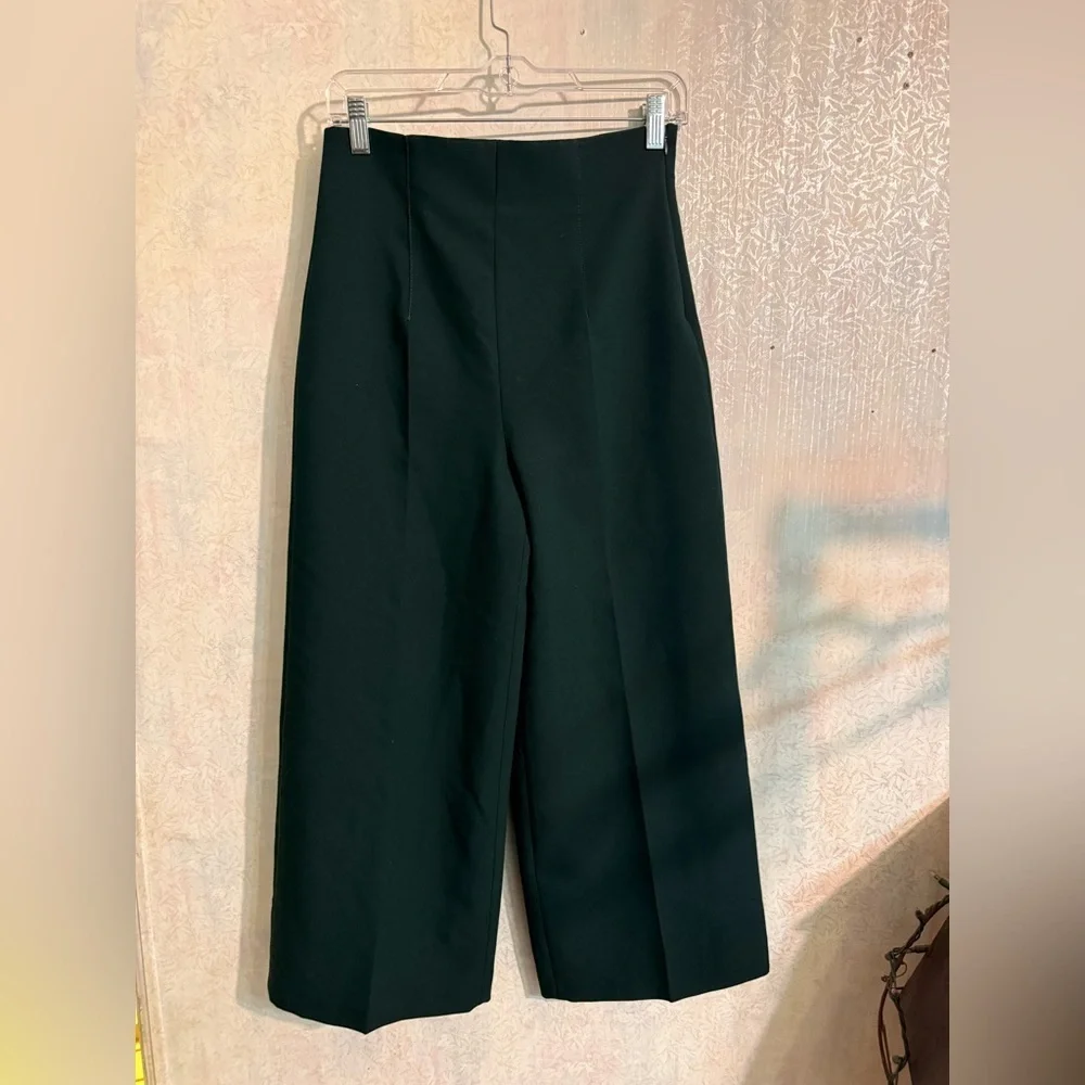 Elegant Dark Emerald Green Flare Leg Women's Pants, Business, Academia, Sz 8